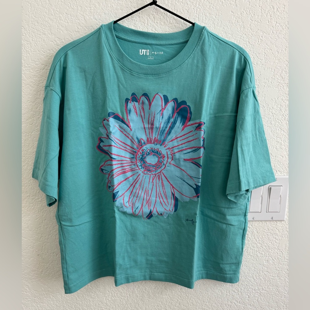 Uniqlo Andy Warhol flower oversized tee - women’s small